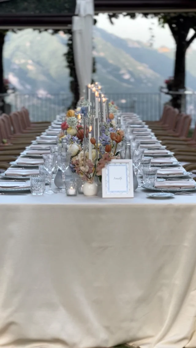 All the pastels you could ever dream of 🪻

Set in the gardens of Villa Eva, Antonia & Jeffrey’s wedding dinner felt like a romantic painting: delicate pastel florals, refined glassware, and candlelight that accompanied the evening with elegance and unmistakable Italian charm!🕯️✨
And that view? Amalfi Coast doing what Amalfi Coast does best! 

Planning & production : @esterchianelli_iwa
Wedding coordinator : @alessandra_silenziario
Venue : @villaevaravello
Florist : @malafrontefiori
Forniture & setup : @fgeventi
Music : @fabiovuotto
Lights : @antares_events
Photographer : @vincenzo_grillo
Printing : @albanodigital
Content : @raffaellaferrigno

\\ WHATEVER YOUR HEART DESIRES, WE’LL MAKE IT HAPPEN \\

|| Ester Chianelli Italian Wed Agency ||

📱3806966342
💻 www.esterchianelli.com
📧 info@esterchianelli.com 

#amalficoastwedding #ravellowedding #italianwedding #destinationweddingitaly #italianweddingplanner #weddingvenueitaly #italywedding