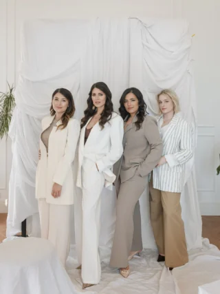 No wedding dreams without this dream team ✨

Here’s the crew behind Italy’s most loved destination weddings! 
Meet the women turning your visions into timeless celebrations, and enjoy the journey with us! 🤍

Wedding planner : @esterchianelli_iwa
Team : @alessandra_silenziario, @irvifra @itselissxo
Photographer : @andy.nasta.wedding @andy.nasta
Hair& Make up : @alessandromancinostudios 
Ester Chianelli looks: @marsem_official
Ester Chianelli’s shoes: @studiocreazioni 

\\ WHATEVER YOUR HEART DESIRES, WE’LL MAKE IT HAPPEN \\

|| Ester Chianelli Italian Wed Agency ||

📱3806966342
💻 www.esterchianelli.com
📧 info@esterchianelli.com 

#meettheteam #meetthestaff #italianweddingplanner #destinationweddingitaly #italianwedding #weddingplanneritaly #shootingday #behindthescenes