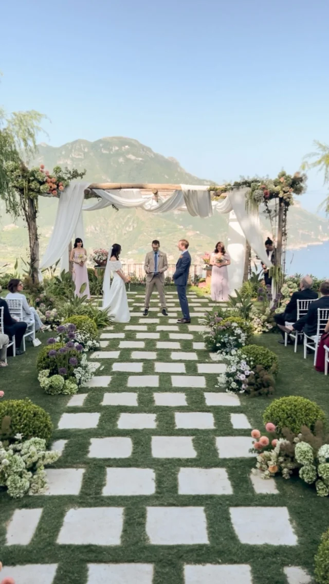 Let’s discover how tradition meets Italian beauty 🕊️

At @villaevaravello, a Jewish ceremony comes to life, blending symbolic rituals with the timeless charm of the Amalfi Coast. 🌊

This is what a destination wedding in Italy means: honoring your traditions in some of the country’s most stunning venues 🤍

Planning & production : @esterchianelli_iwa
Wedding coordinator : @alessandra_silenziario
Venue : @villaevaravello
Florist : @malafrontefiori 
Forniture & setup : @fgeventi 
Music : @fabiovuotto
Lights : @antares_events
Content : @raffaellaferrigno 
Photographer : @vincenzo_grillo
Printing : @albanodigital

\\ WHATEVER YOUR HEART DESIRES, WE’LL MAKE IT HAPPEN \\

|| Ester Chianelli Italian Wed Agency ||

📱3806966342
💻 www.esterchianelli.com
📧 info@esterchianelli.com 

#amalficoastwedding #ravellowedding #italywedding
#italianwedding #destinationweddingitaly
#destinationwedding #jewishwedding 
#weddingvenue